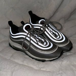 NIKE Airmax Sneakers